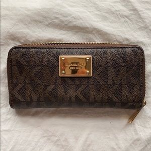 Michael Kors wallet